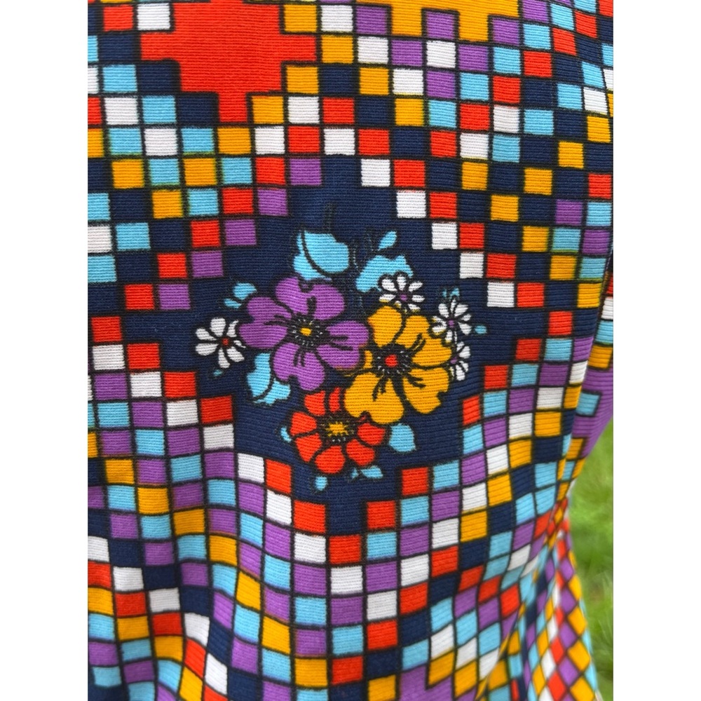 Vintage 60s Mod Colorful Floral Geometric Wide Collar Button Up Shirt - Picture 9 of 13